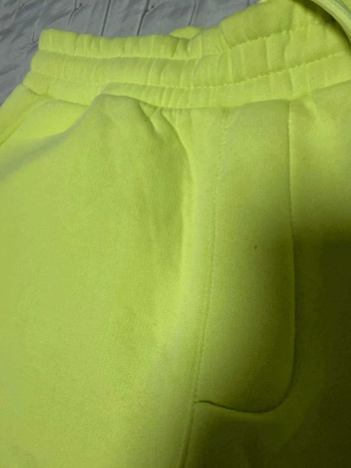 Neon green tracksuit pants by Catch. – photo 5